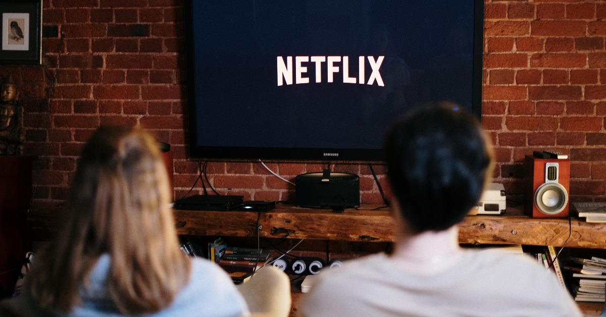 13 Series to Learn Spanish Watching Netflix